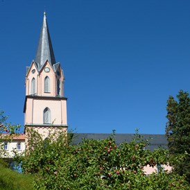 Hochzeit: Neugotische Klosterkirche St. Michael - Kloster Bonlanden