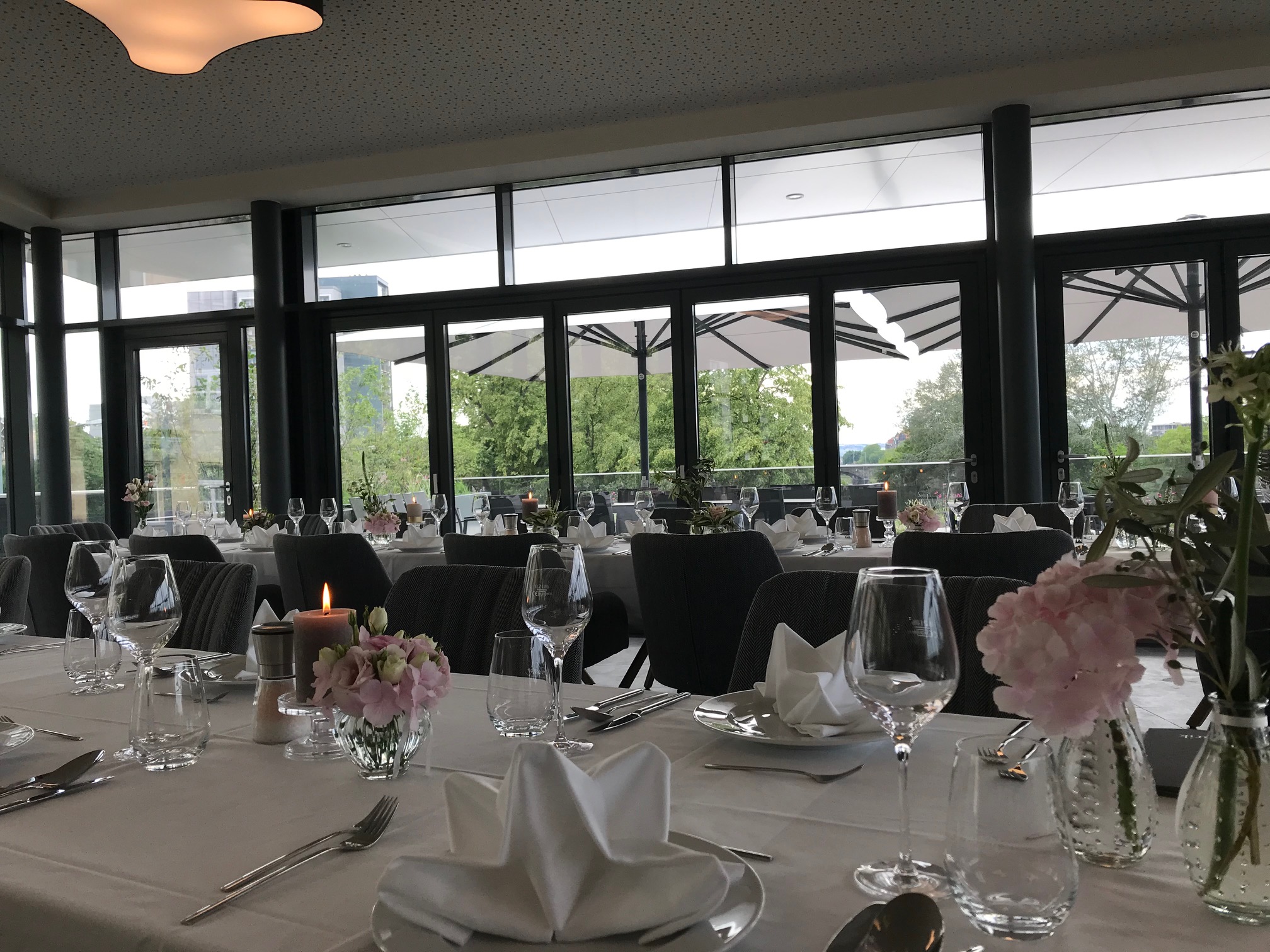 Hochzeit - Klimaanlage - johann restaurant & elblounge