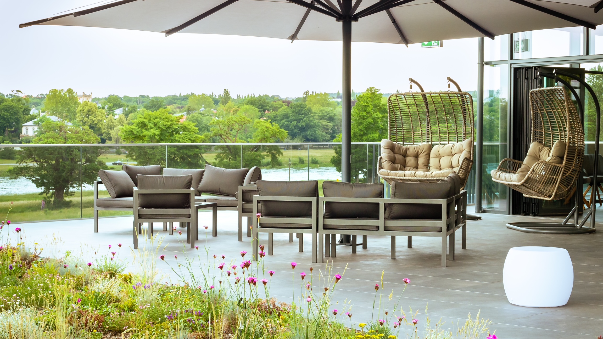 johann restaurant & elblounge Information about the banquet halls elblounge