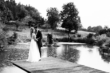 Hochzeit: Foto www.robvenga.com - Rambschisslhof