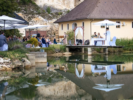 Hochzeit: Foto www.robvenga.com - Rambschisslhof