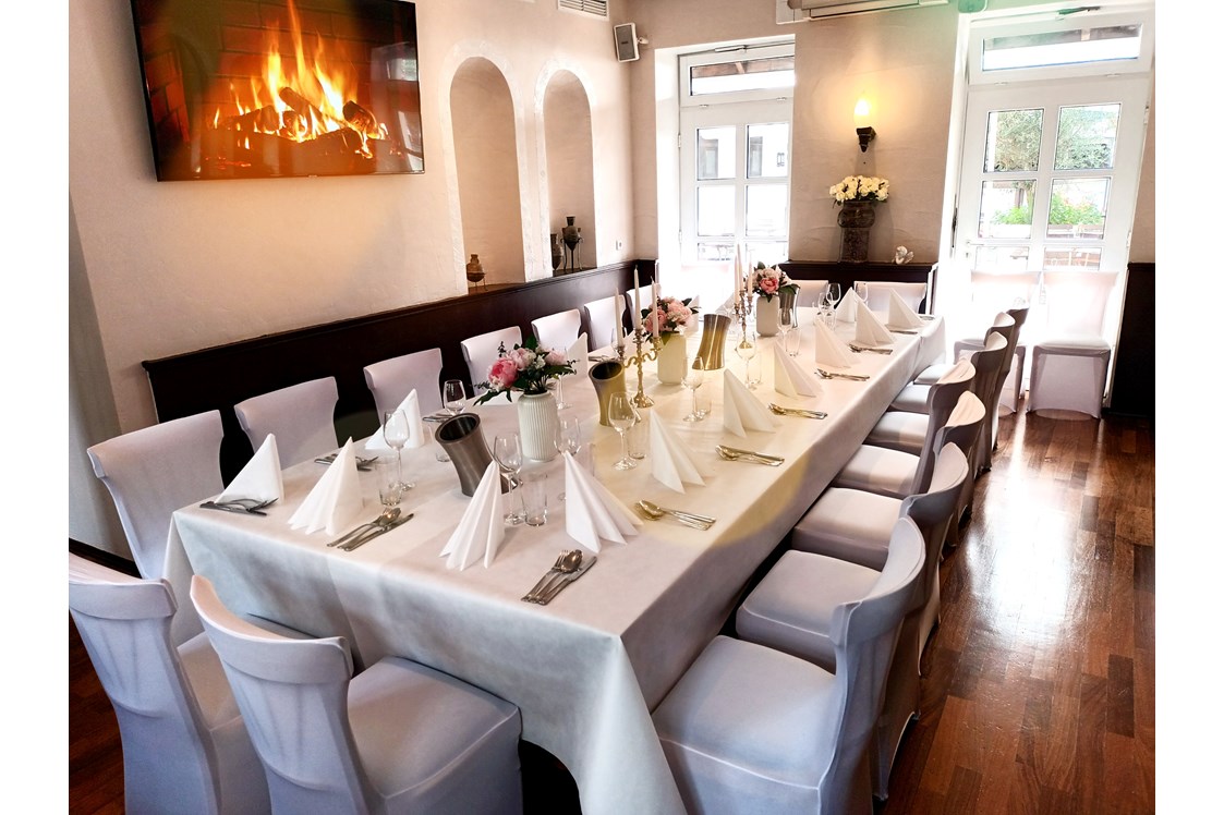 Hochzeit: Saal Room - Hotel und Restaurant Kolossos in Neuss am Rhein
