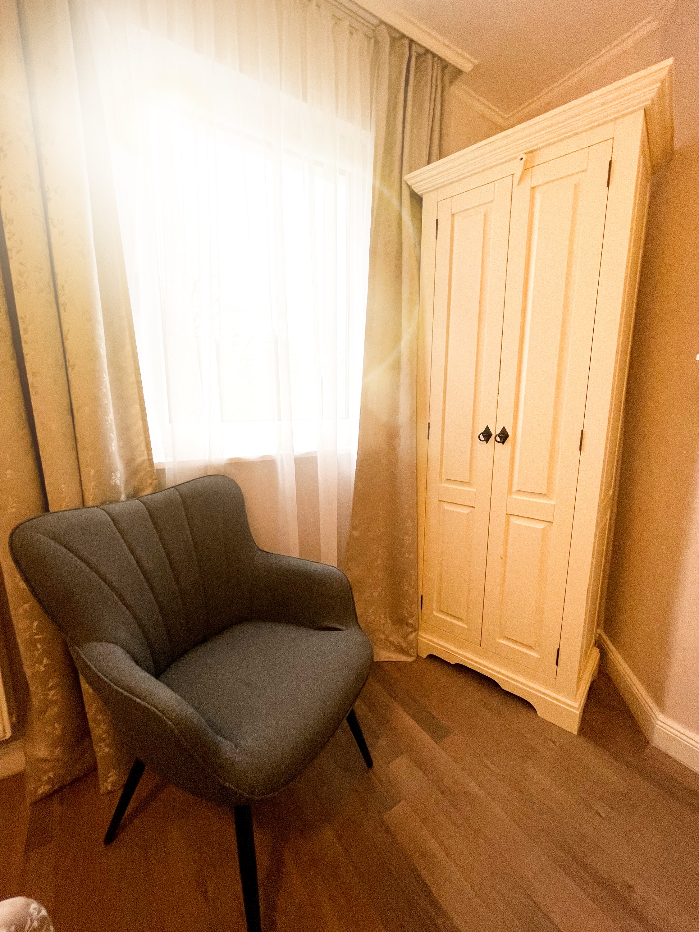 Hochzeitslocation: Hotel-Doppelzimmer  - Hotel und Restaurant Kolossos in Neuss am Rhein