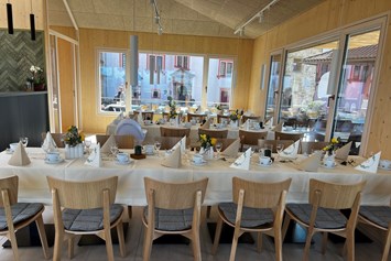 Hochzeit: Helene das Burgrestaurant im Burghof mit Panormablick - VESTE HELDBURG 