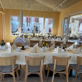 Hochzeit: Helene das Burgrestaurant im Burghof mit Panormablick - VESTE HELDBURG 