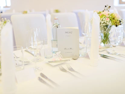 Matrimonio - Schierling (Landkreis Regensburg) - Bei der Tischdeko für eure Traumhochzeit stehen euch alle Möglichkeiten offen. - Stanglbräu