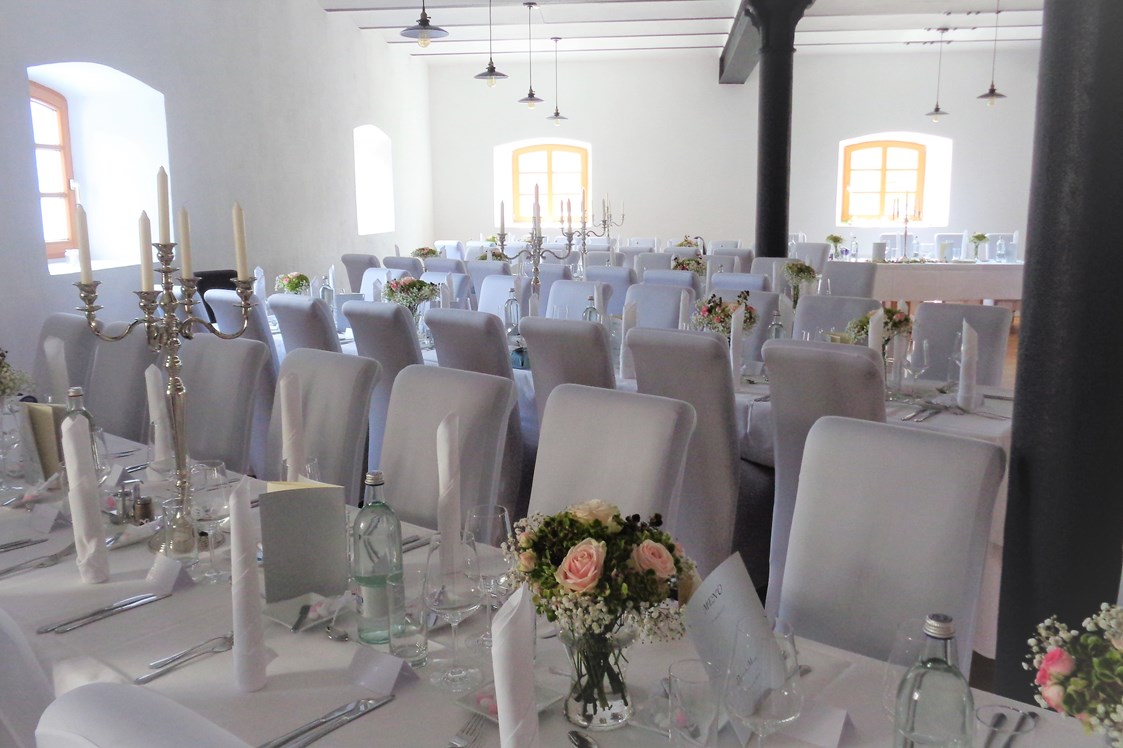 Hochzeit: Der Festsaal des Stanglbräu bietet Platz für bis zu 120 Hochzeitsgäste. - Stanglbräu