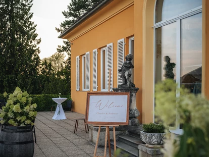 Wedding - Pottenbrunn - Eingang - Vitikultur MOSER