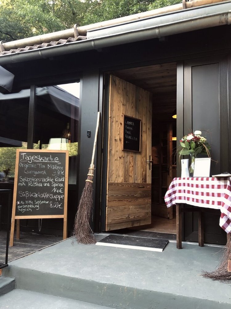 Hochzeit: Gasthaus "Die Besenkammer"