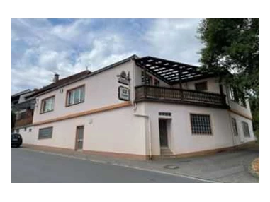 Hochzeitslocation: Grünen Baum