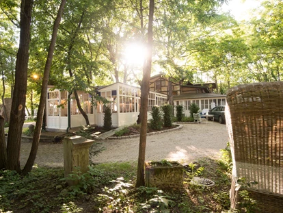 Bruiloft - Weinviertel - Die Gartenanlage der Hochzeitslocation Concordia Schlössl in Wien. - CONCORDIA SCHLÖSSL