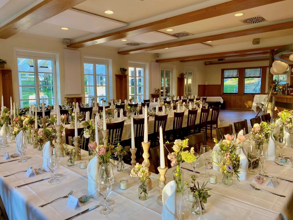 Sunnseite beim Freiseder am Pöstlingberg Informations sur les salles de bal Le côté ensoleillé