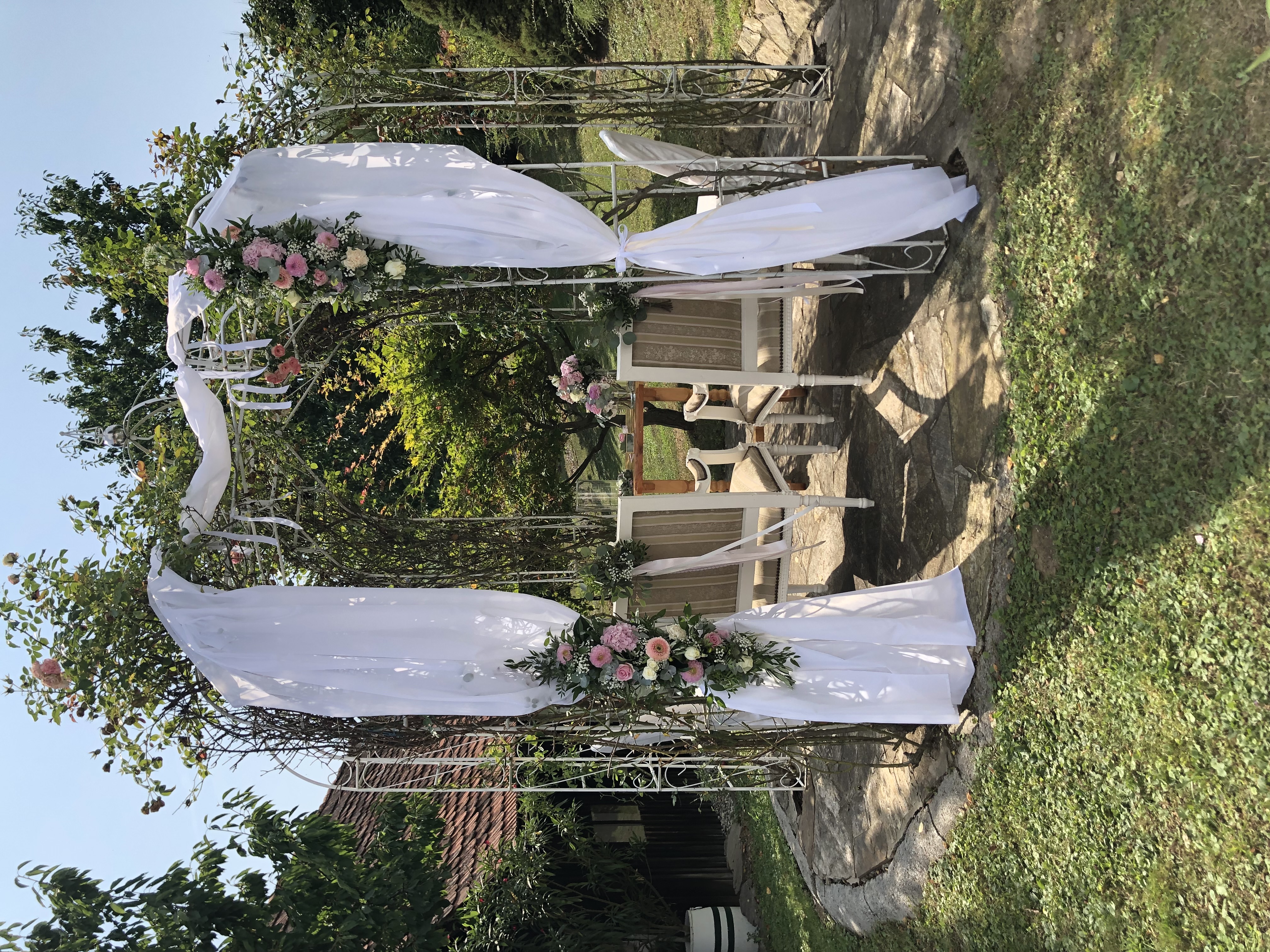 Hochzeit: Winzerhaus Sierling Eins