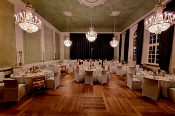 Hochzeit: Grüner Saal - Orangerie Ansbach