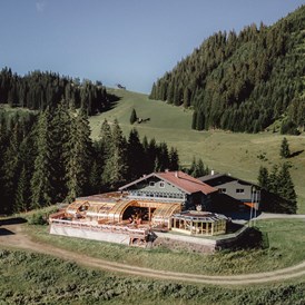 Hochzeit: Die Hochzeitslocation "Das VIEW" liegt mitten in der Tiroler Bergwelt. - Das View - the Pop-Up