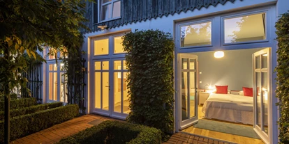 Hochzeit - Parkplatz: Busparkplatz - Neuruppin - Der Kemper Hof - Eure Scheunenhochzeit in Berlin/ Brandenburg