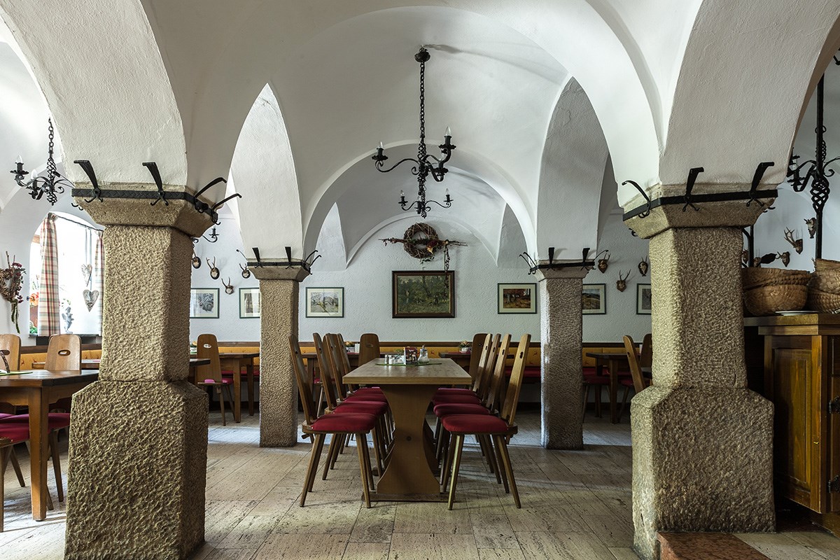 Brauerei Gasthof Eck Informations sur les salles de bal Cave voûtée