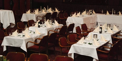 Hochzeit - Hartkirchen - Mögliche Bestuhlung und Dekoration im Stadttheater Wels - Stadttheater Wels