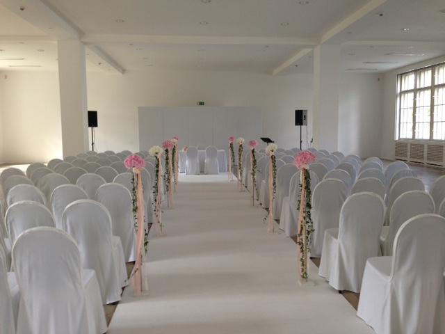 Hochzeitslocation am Wasser in Berlin-Mitte | Konstantin im Hamburger Bahnhof Informations sur les salles de bal Espace d'action