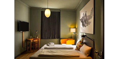 Wedding - Troisdorf - Hotelzimmer 3 - JULES VERNE Königswinter