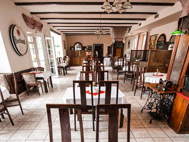 Hochzeit: SCHLOSSHOTEL MARINEBAD ***