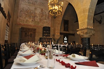 Hochzeit: Rittersaal - Burg Finstergrün
