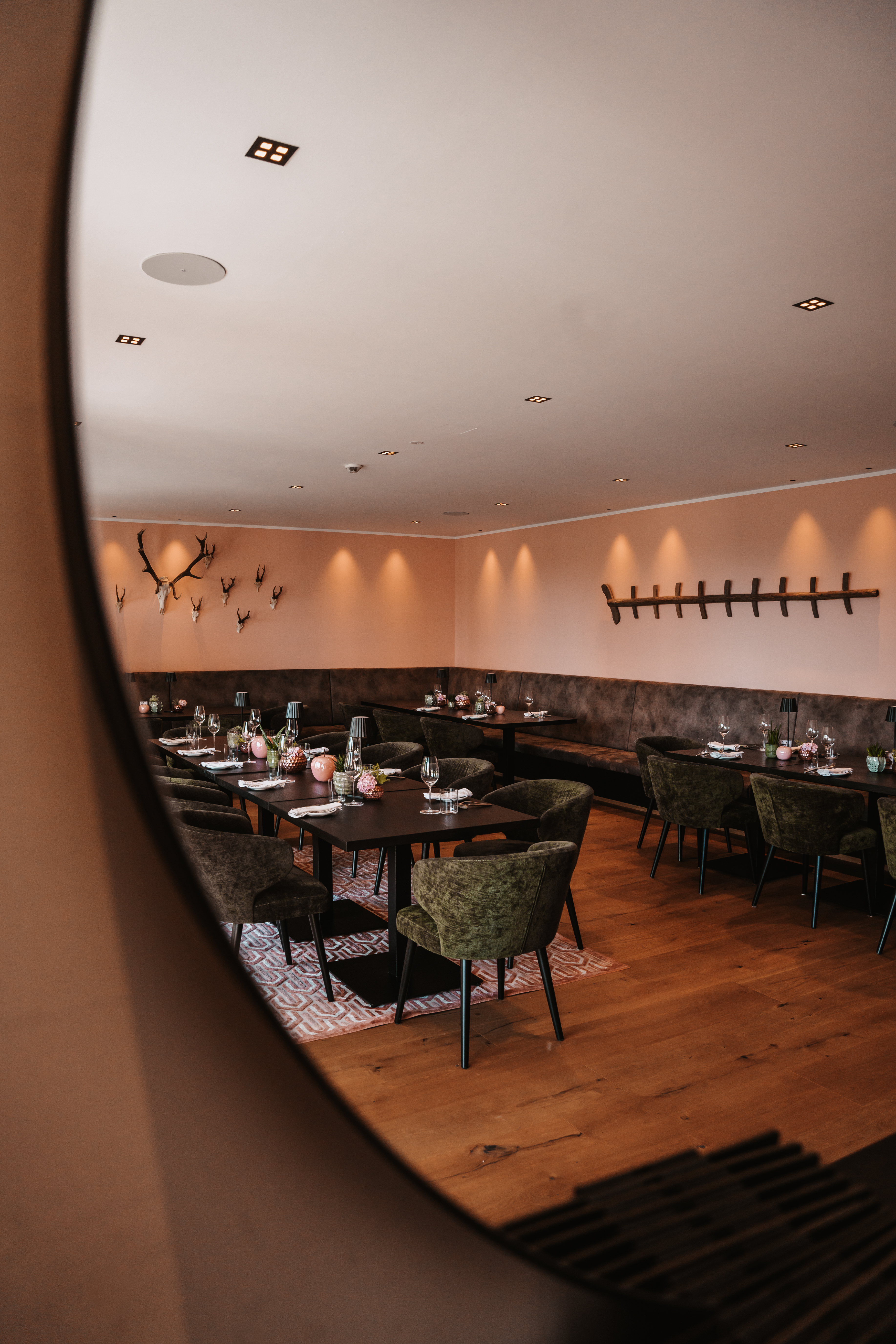 Hochzeitslocation: Kirchenwirt Hofer Boutique Salon