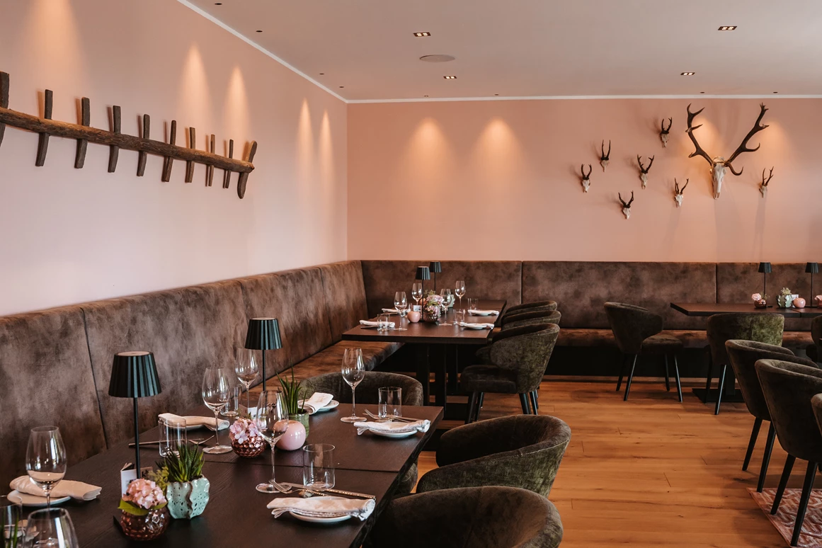 Hochzeitslocation: Kirchenwirt Hofer Boutique Salon