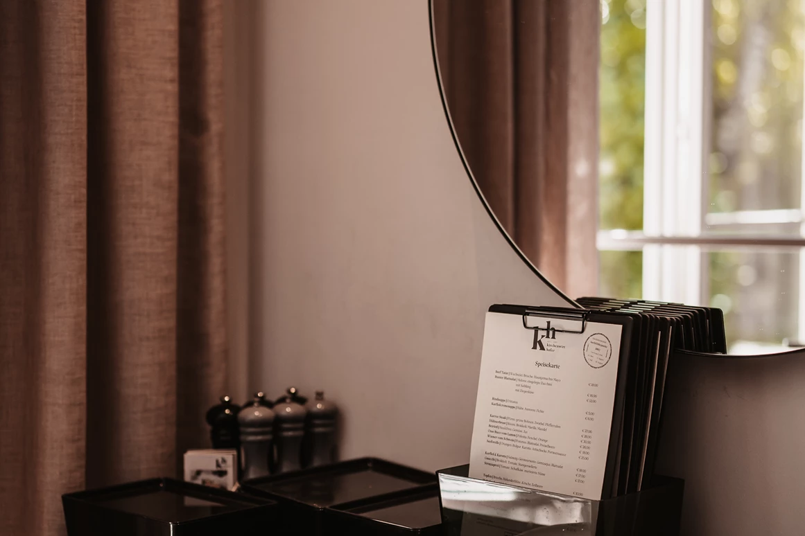 Hochzeitslocation: Kirchenwirt Hofer Boutique Salon