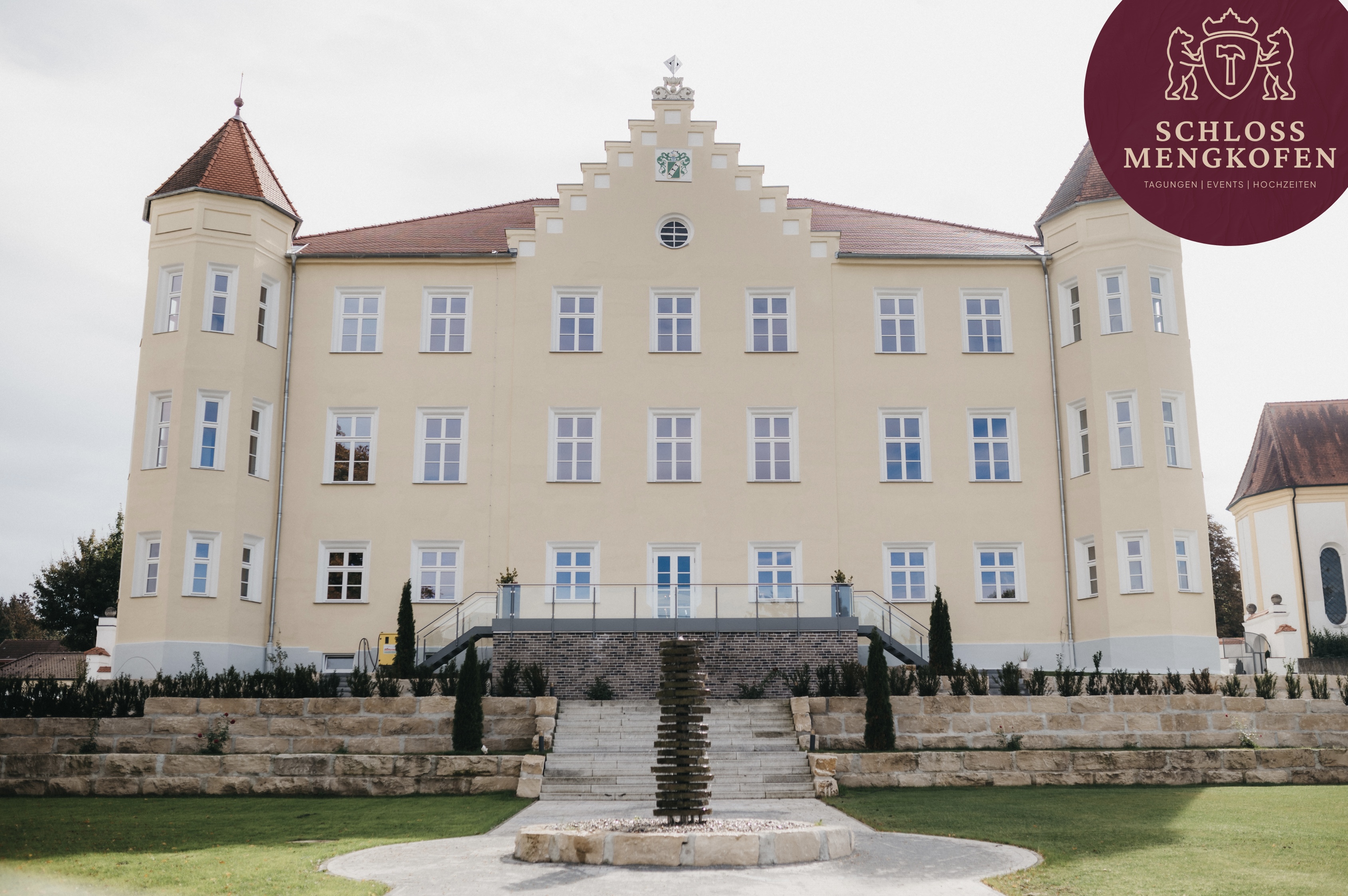 Hochzeit: Schloss Mengkofen - Feiern im Schloss