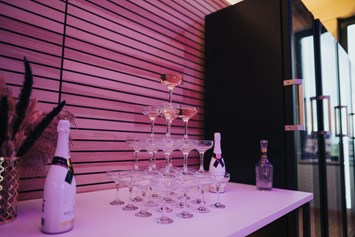 Hochzeit: Eventloft 4 - Champagner Pyramide - Event Loft Schwabach
