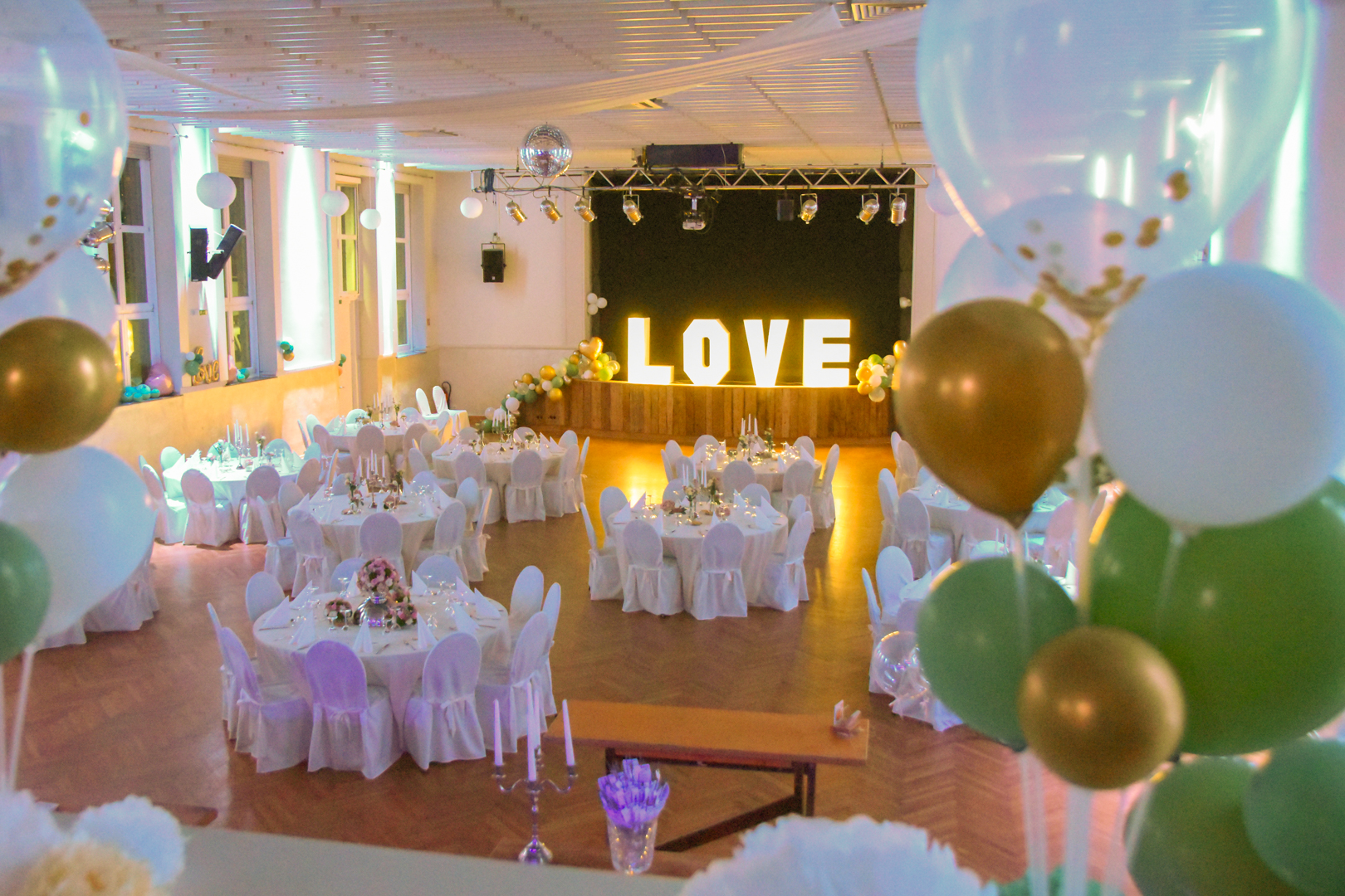 Hochzeitslocation: Walder Stadtsaal