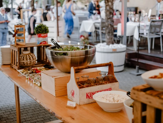 Hochzeitslocation: Grillbuffet - Cantina Majolika
