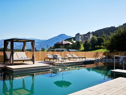 Wedding - Hohe Tauern - Garten mit Natur-Schwimmteich - Soulsisters' Hotel & Kitchen