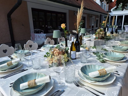Hochzeit - Gumpoldskirchen - Eine Gartenhochzeit im Heurigen Habacht8. - Heuriger Habacht