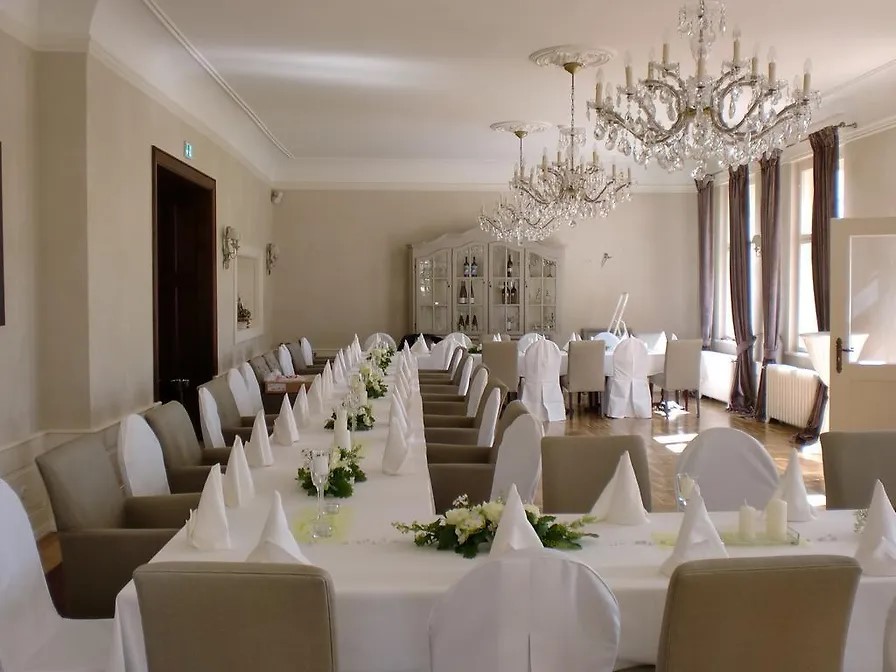 Hochzeit: Hochzeitstafel - Schloss Krugsdorf Hotel & Golf
