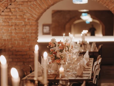 Hochzeit: Gewölbe - Giuseppe e Amici