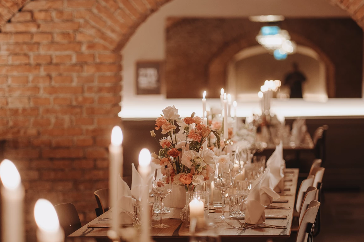 Hochzeit: Gewölbe - Giuseppe e Amici
