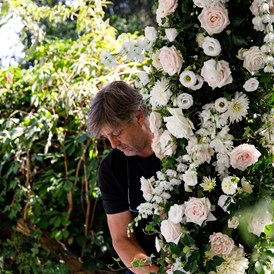 Hochzeit: Blumenbogen - Donati Garten