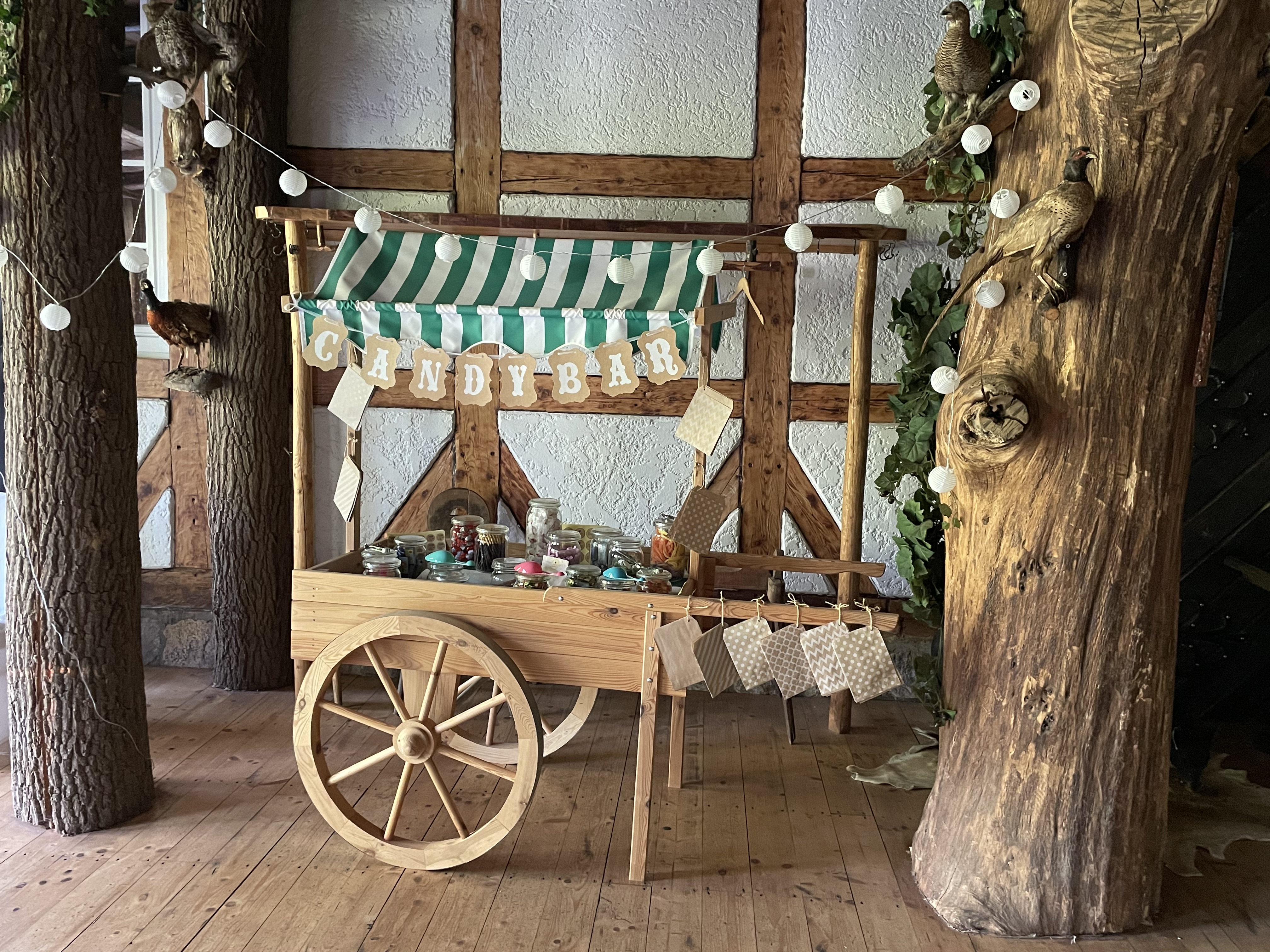 Hochzeitslocation: Candybar im "Jagdzimmer" - Jägerhof Biblis