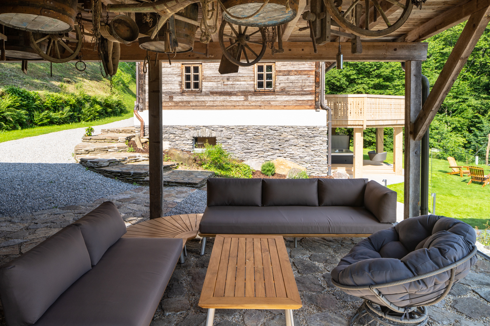 Hochzeitslocation: Vinothek Petzles