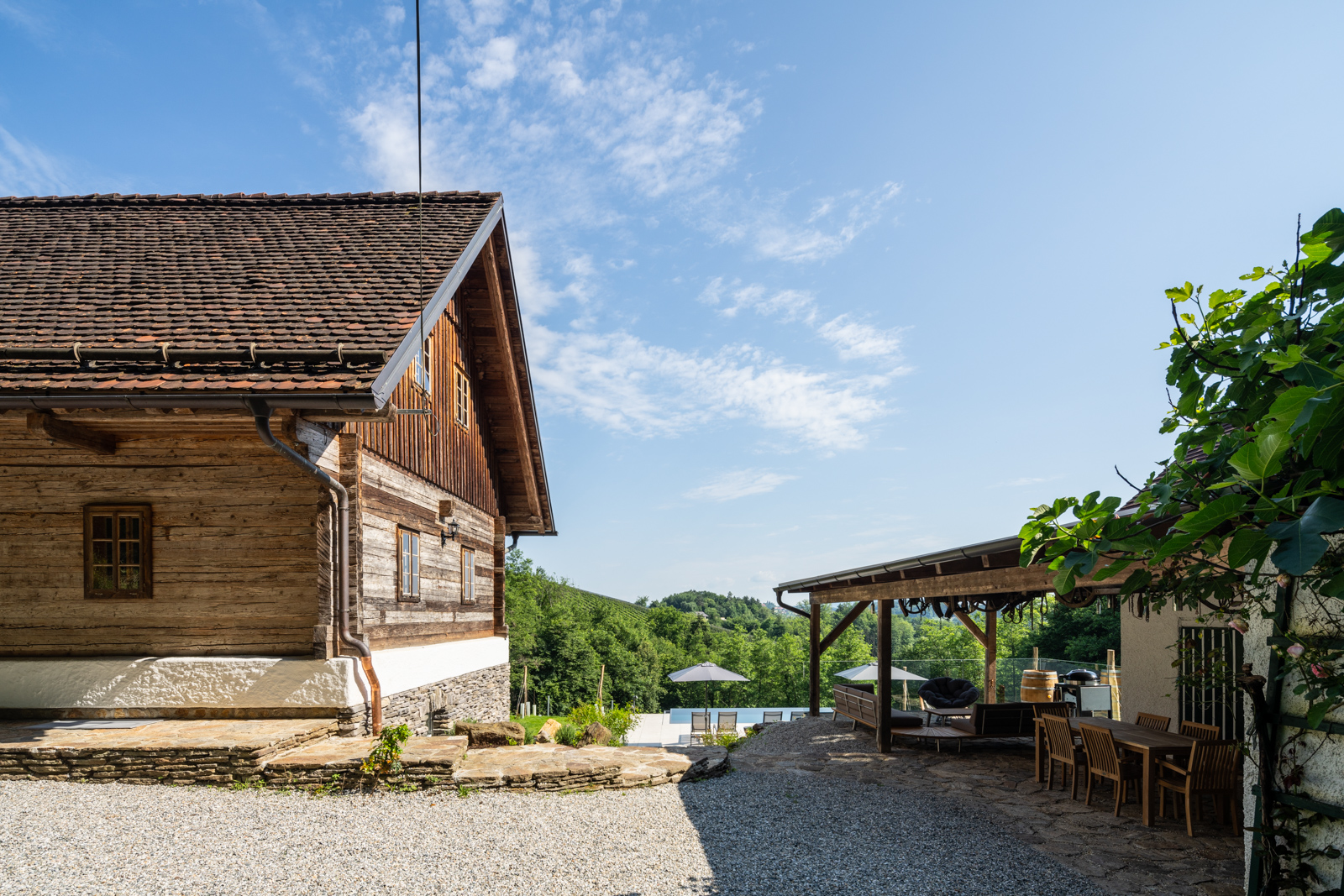 Hochzeitslocation: Vinothek Petzles