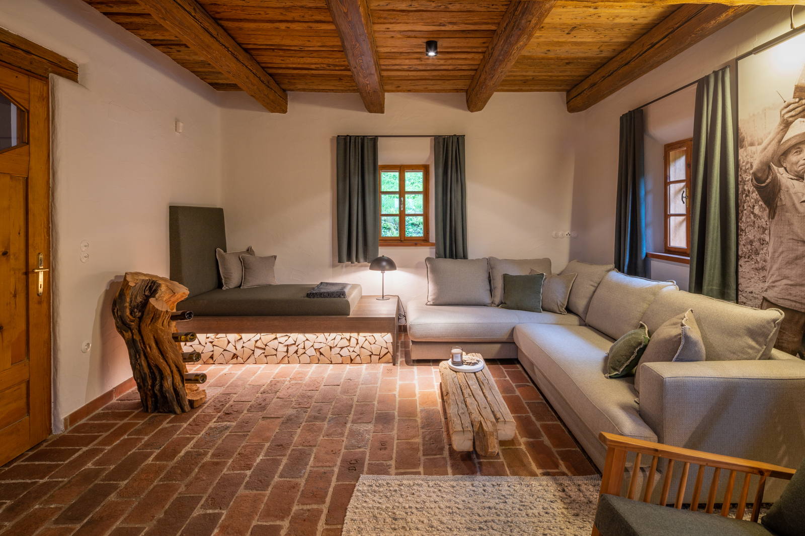 Hochzeitslocation: Vinothek Petzles