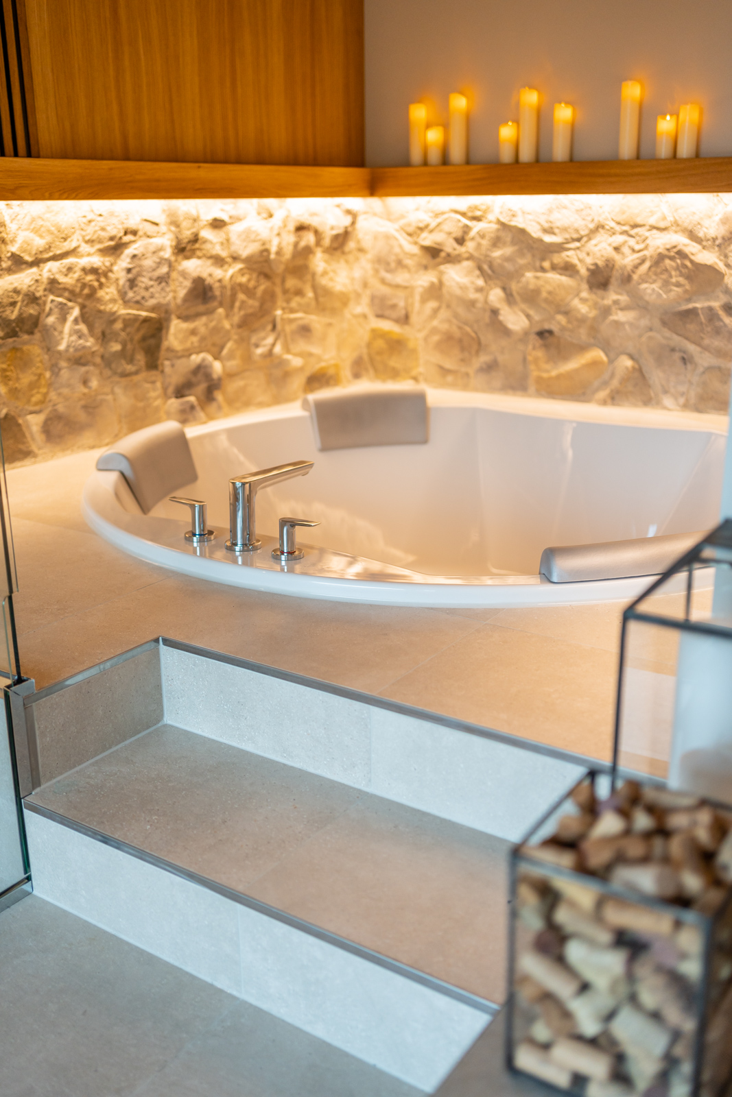 Hochzeitslocation: Vinothek Petzles