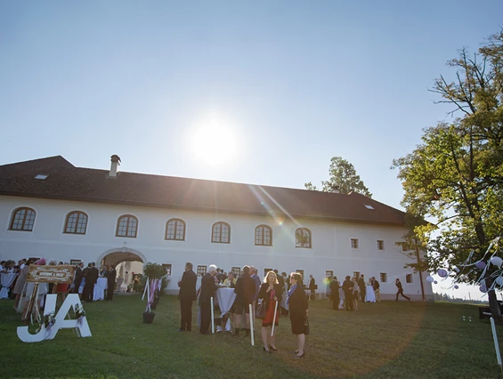 Hochzeit: Heiraten auf dem Hof Groß Höllnberg in Oberösterreich. - Hof Groß Höllnberg