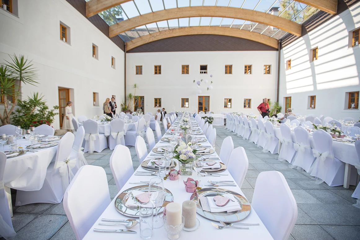 Hochzeit: Heiraten auf dem Hof Groß Höllnberg in Oberösterreich. - Hof Groß Höllnberg