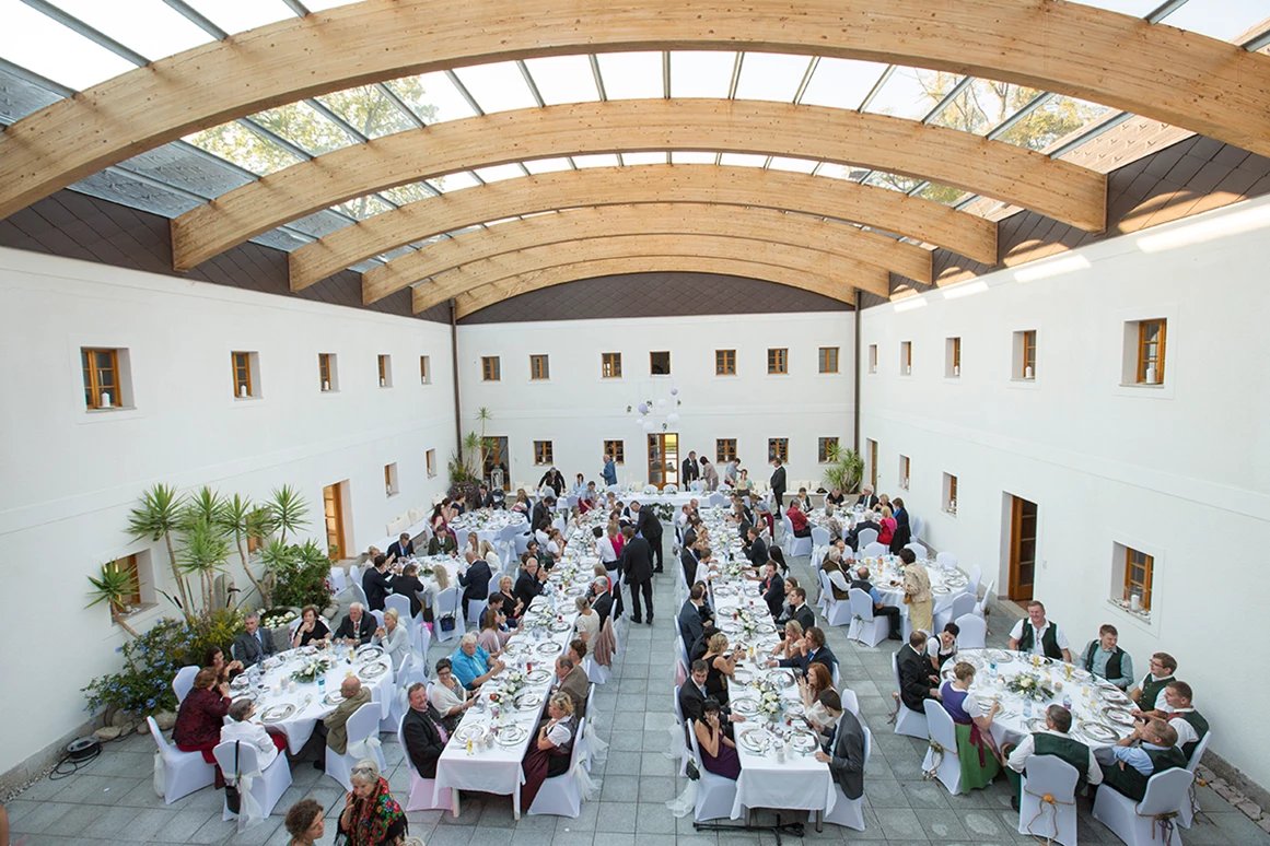 Hochzeit: Heiraten auf dem Hof Groß Höllnberg in Oberösterreich. - Hof Groß Höllnberg