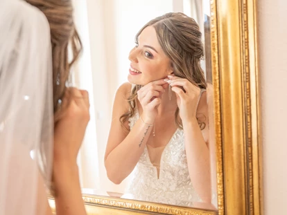 Wedding - Viehdorf - Getting Ready - Wallhof - Die Hochzeitslocation