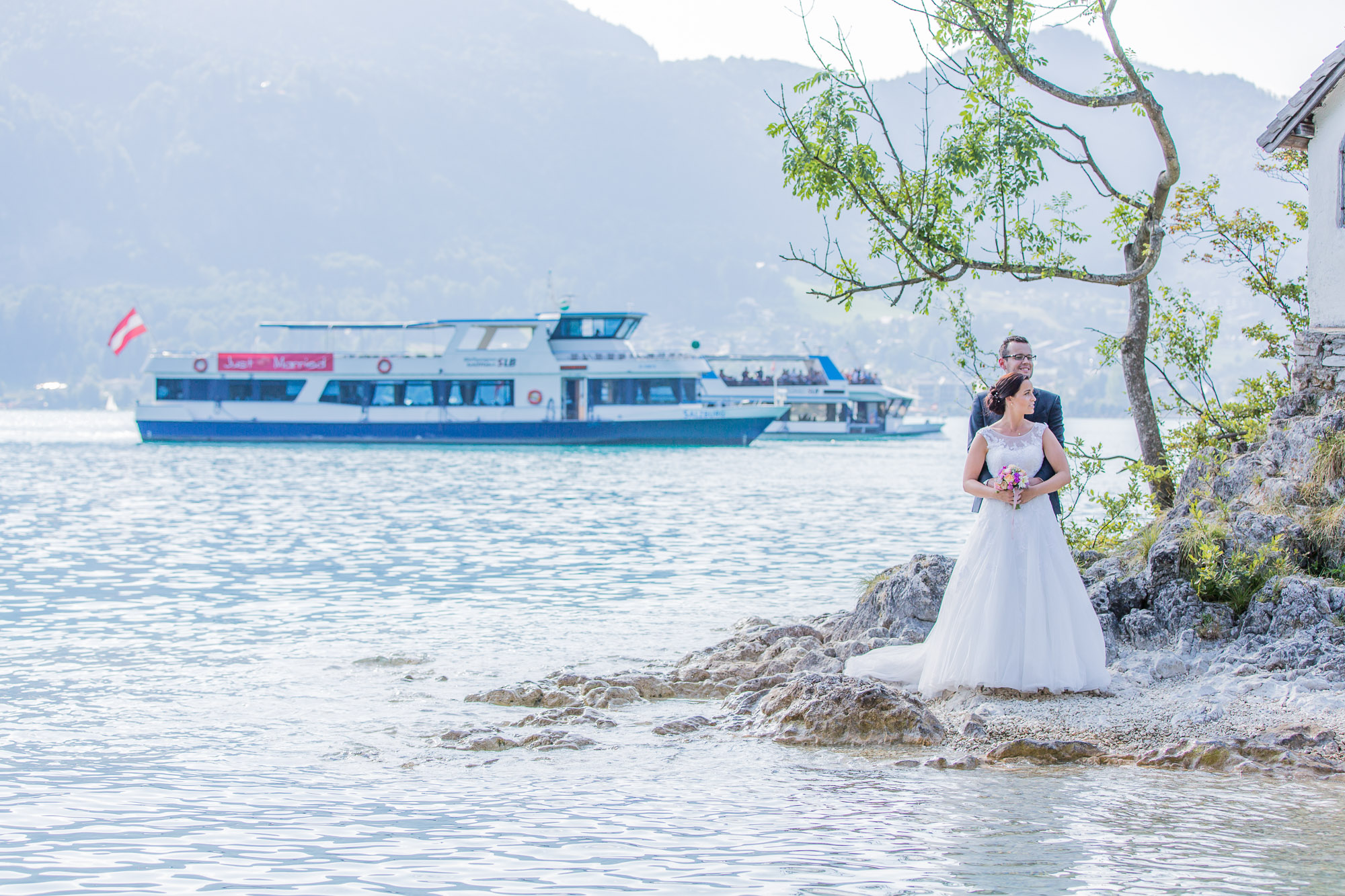 Hochzeitslocation: Mit unseren Schiffen der WolfgangseeSchifffahrt bieten wir für Ihre Traumhochzeit die perfekte Location.  - ErlebnisQuartier & WolfgangseeSchifffahrt