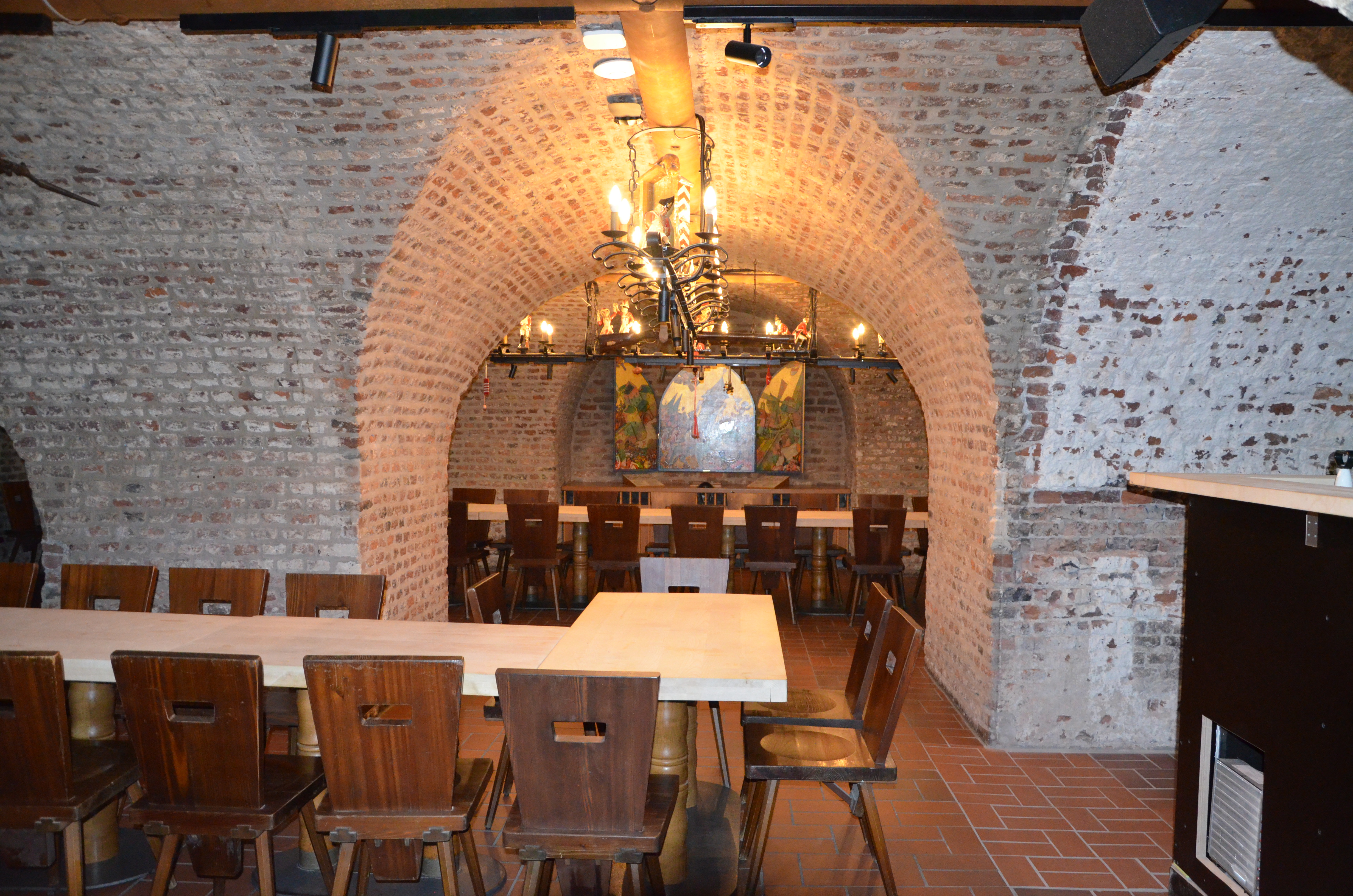 Ulrepforte Informatie over de balzalen Bovenste wachtkamer